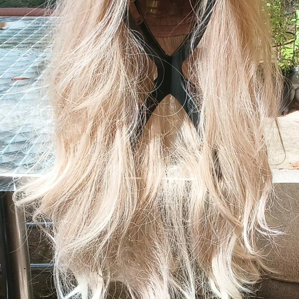 Womens 💗 Blonde And Brown Synthetic Ombre 26" Long Wavy Breathable Cap Wig 💗 - Picture 2 of 16